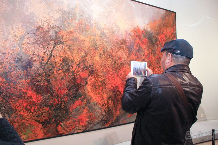 以油画之名延续山水之美学:洪凌全球巡展"天地大美"
